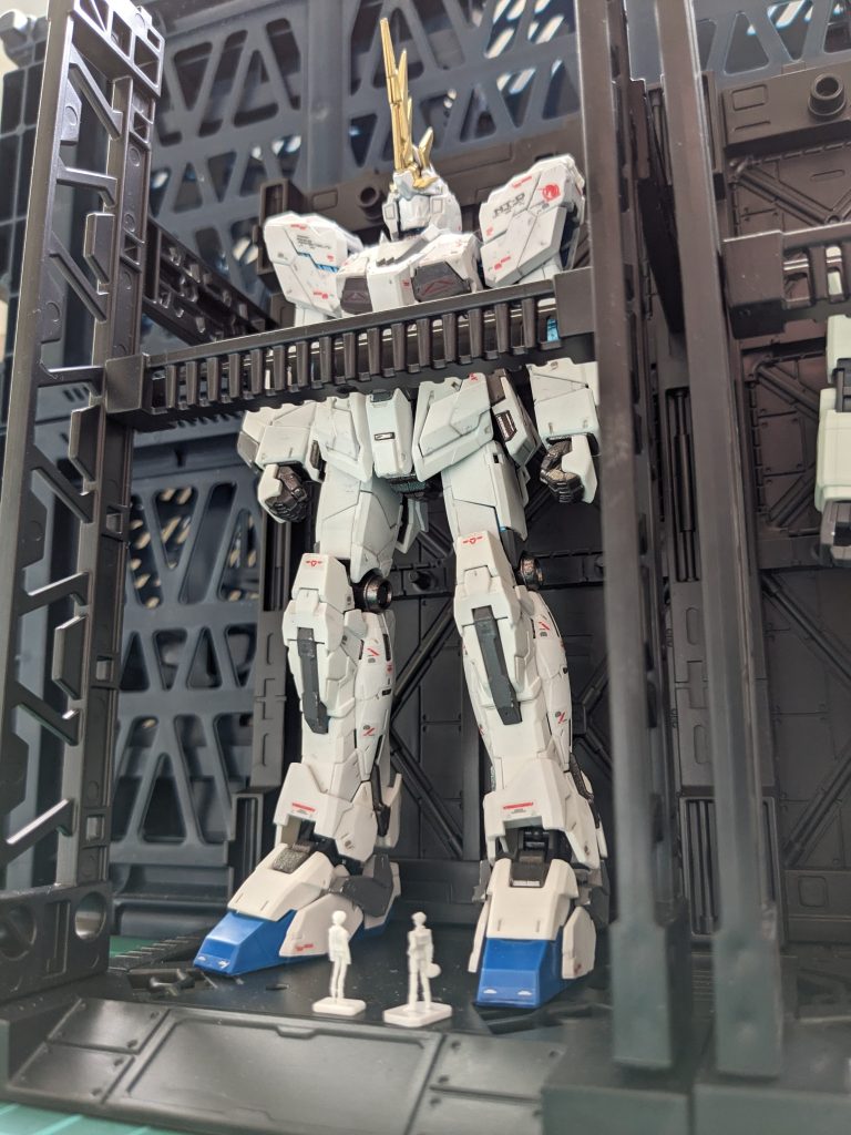 100均のディスプレイベースと。