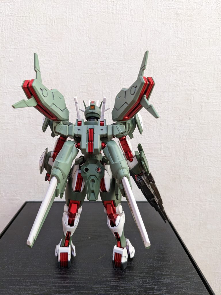 背面改修型のバックパックかっこよ!😆あと、後から見るとかなり赤い😅