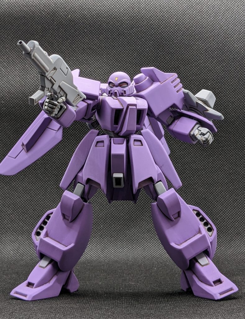 本当なら専用ライフルかバズーカを装備させたい所ですが、今回は手を抜かせて頂いてゾリディアのライフルをそのまま装備させました。劇中シャッコーも同デザインのライフル所持していましたし、汎用品なのだろうという事で。