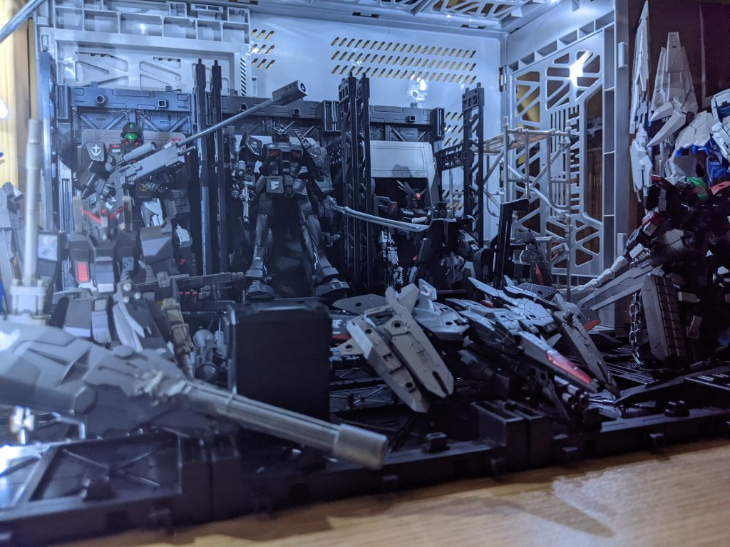 今回は以上です。最近百均のアイテムの良さに驚きつつ、ネタ写真撮るのにハマってますw皆さんも百均で出来るので、是非試してはいかがでしょうか?閲覧頂き、ありがとうございました!残りはネタの写真でも貼っときます(笑)