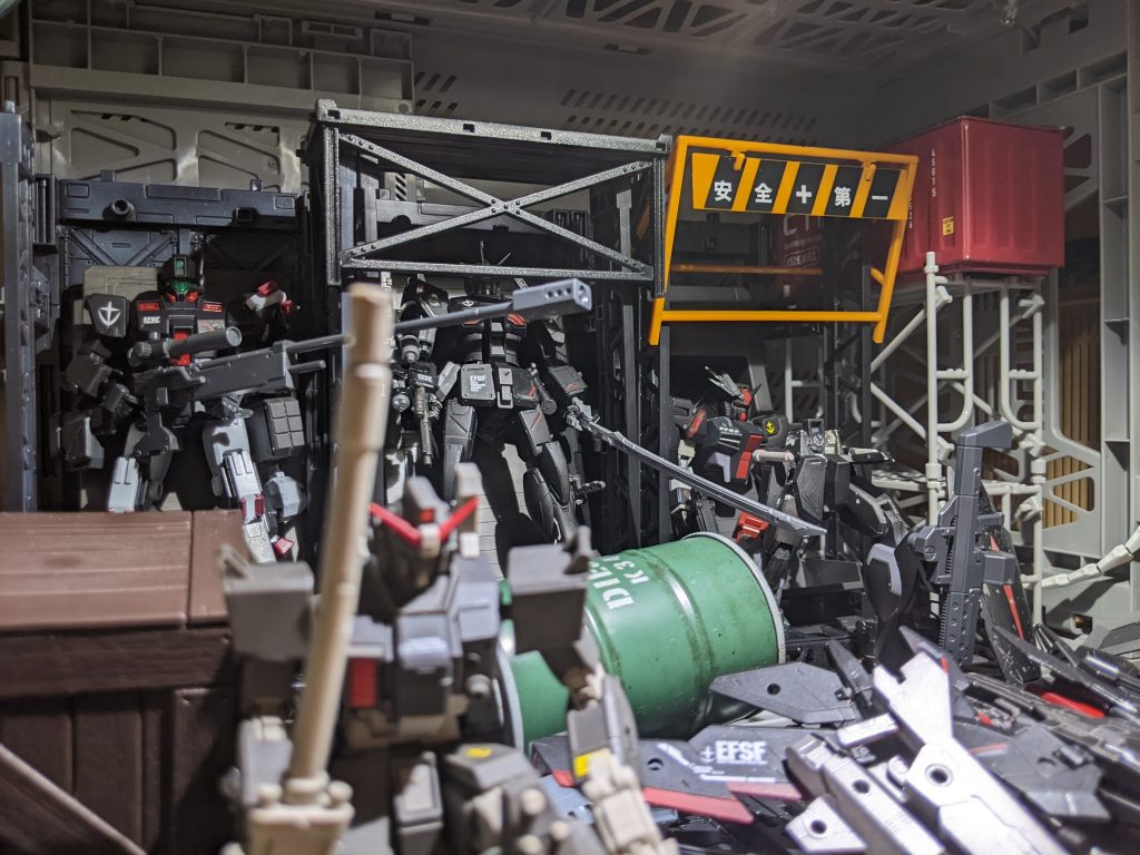 更に色々追加するのもありですね。(全部百均)