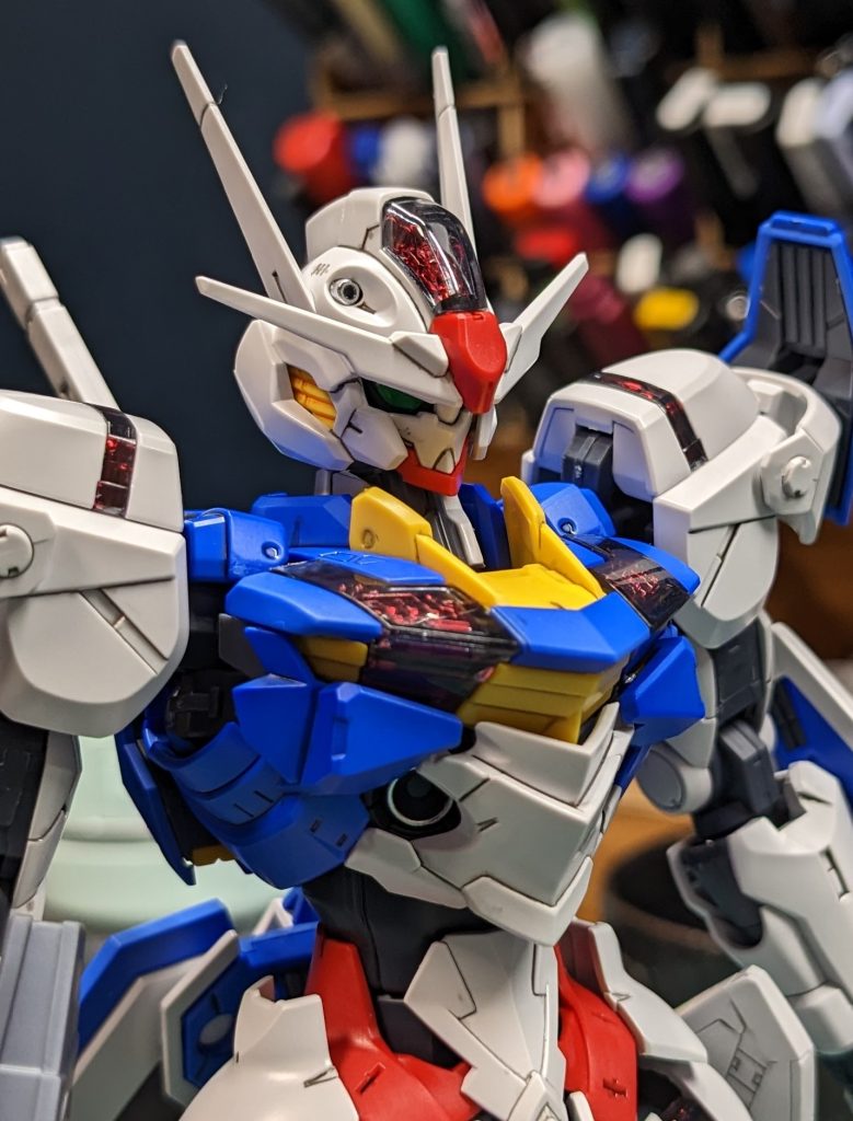 さり気なくシルバーのバルカンがアピールポイントツインアイを蛍光グリーンで塗っていますがそもそもブラックライトを持ってなかった…