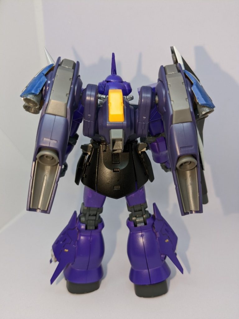 バックパックにはエアリアルの ミラソウル社製フライトユニットを取り付けました。