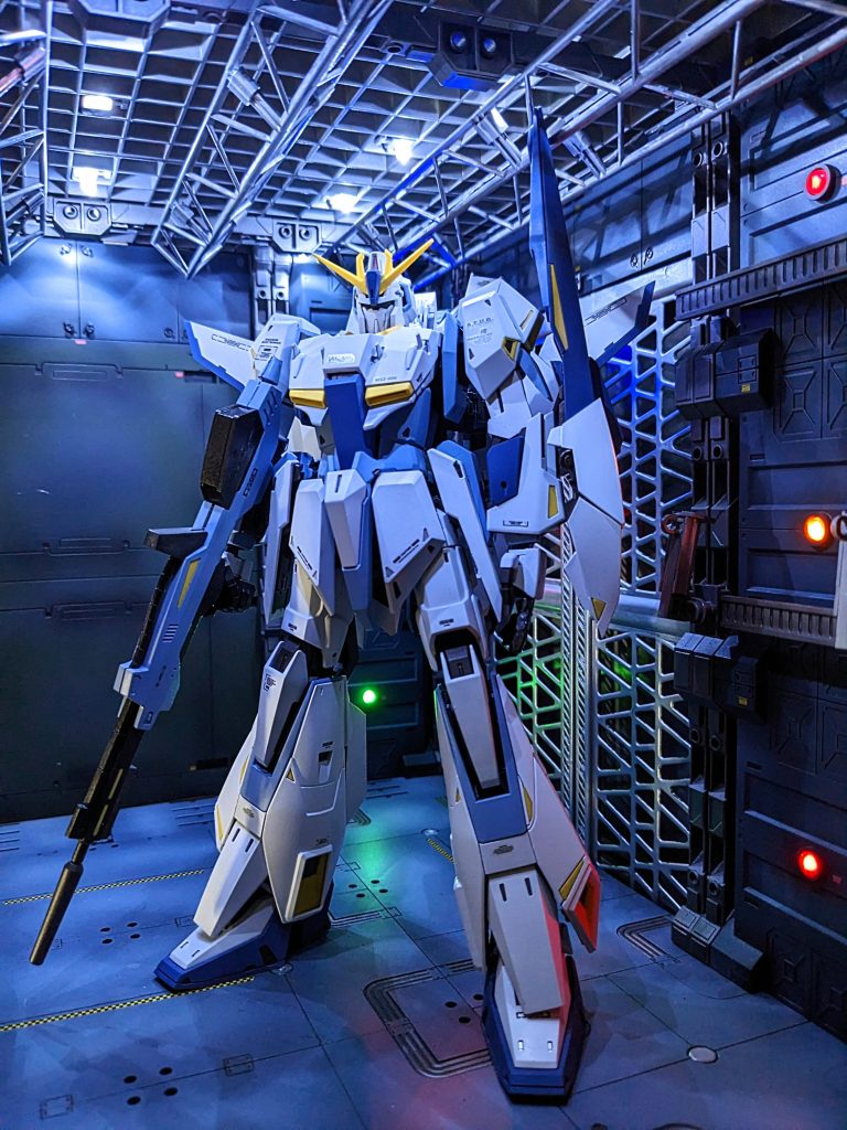 照明を落として撮影。