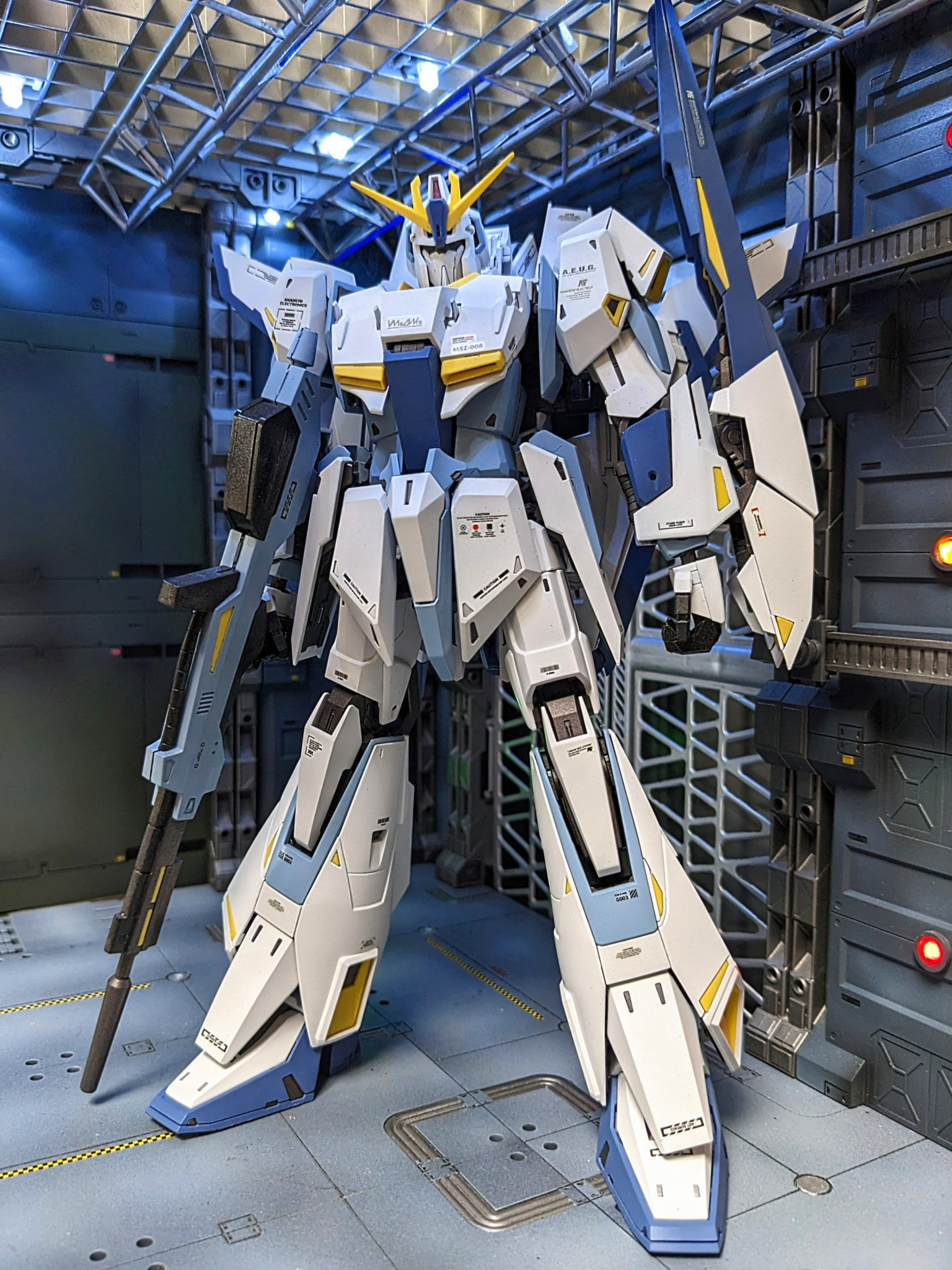 MG 1 100 デスティニーガンダム 用水転写式デカール 新色 - ロボット