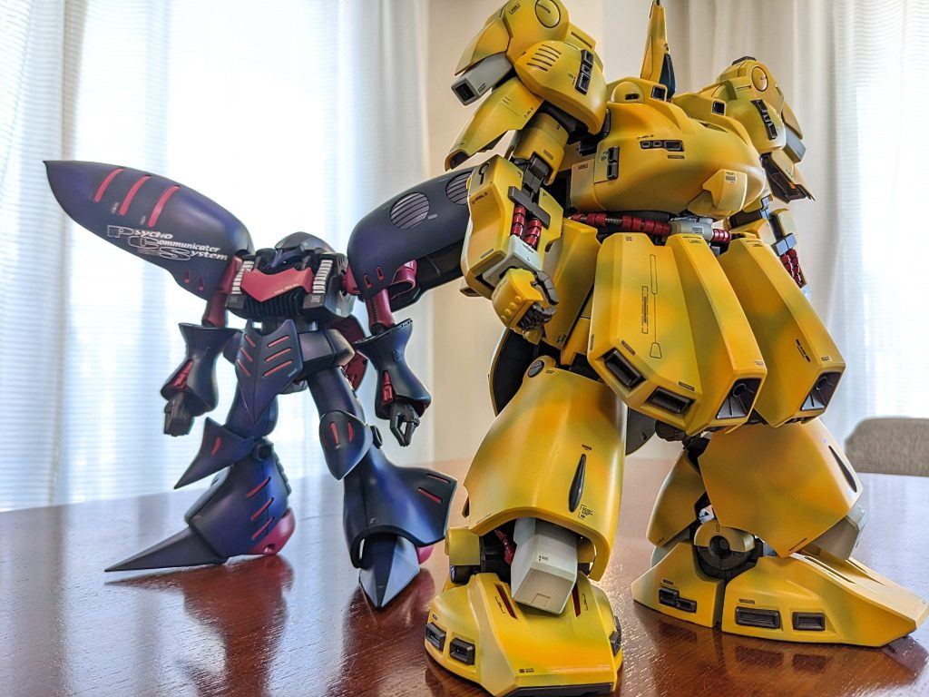 劇内では有りえなかった組み合わせですが、キュベレイMk-2とサイコマシーン揃い踏みです。