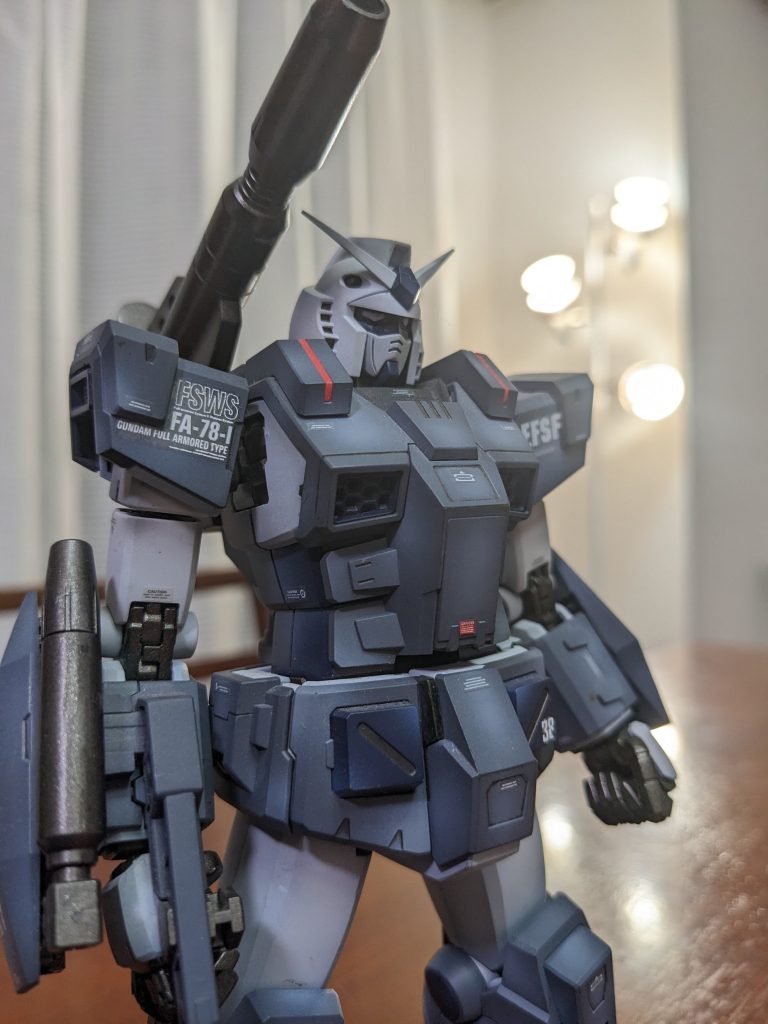 クローズアップ。アイカメラをもっと目立つ配色にするべきでした。反省です。