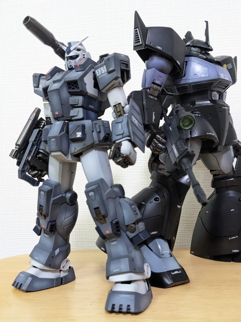 同じくMSVの高機動型ゲルググとツーショット。