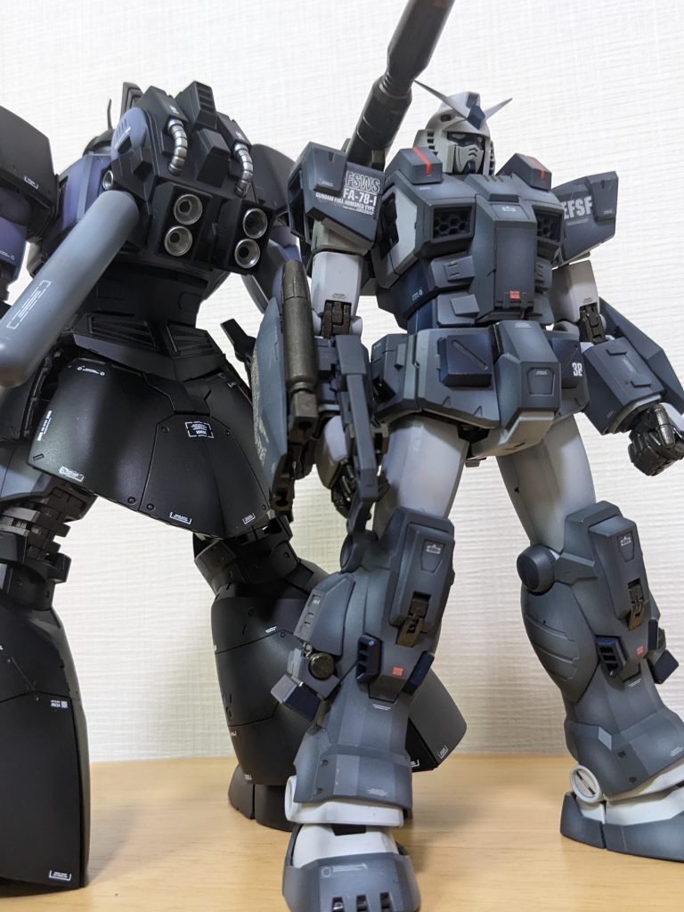 ツーショットその2。個人的にMSが2体並んだ構図が好きです。