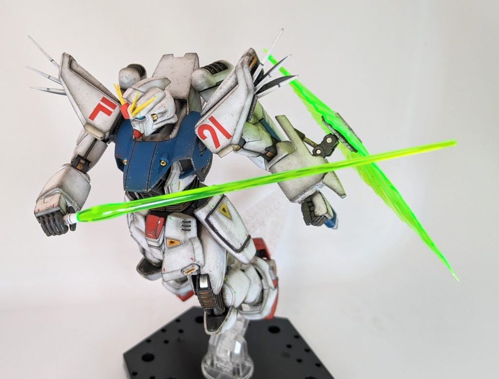 空中戦と宇宙戦が多いので、飛行ポーズが似合いますね✨