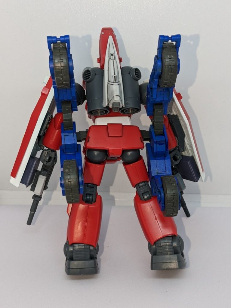 今回の題目でもある可変の要であるローラーパーツです。付け方も本家に似せているので違和感なく動かすことが出来ます。