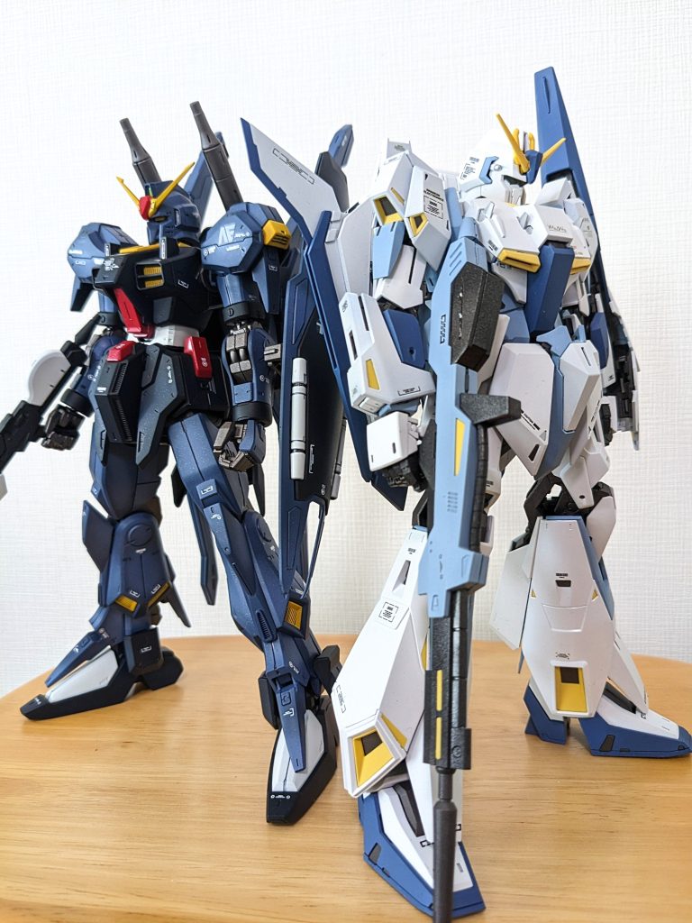 Ｚガンダムを手前に撮影。