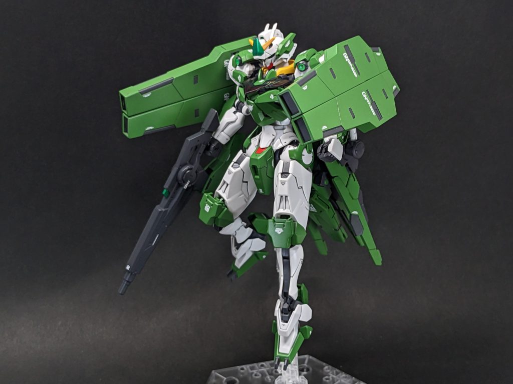 GNキャノンホルスタービットの先端をくり抜いて銃口を作成