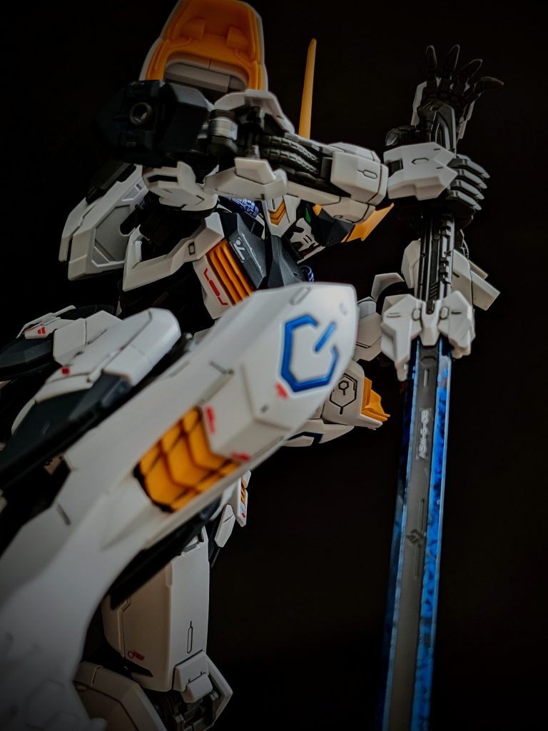 ガニ股が似合うガンダムって、珍しいと思いませんか？