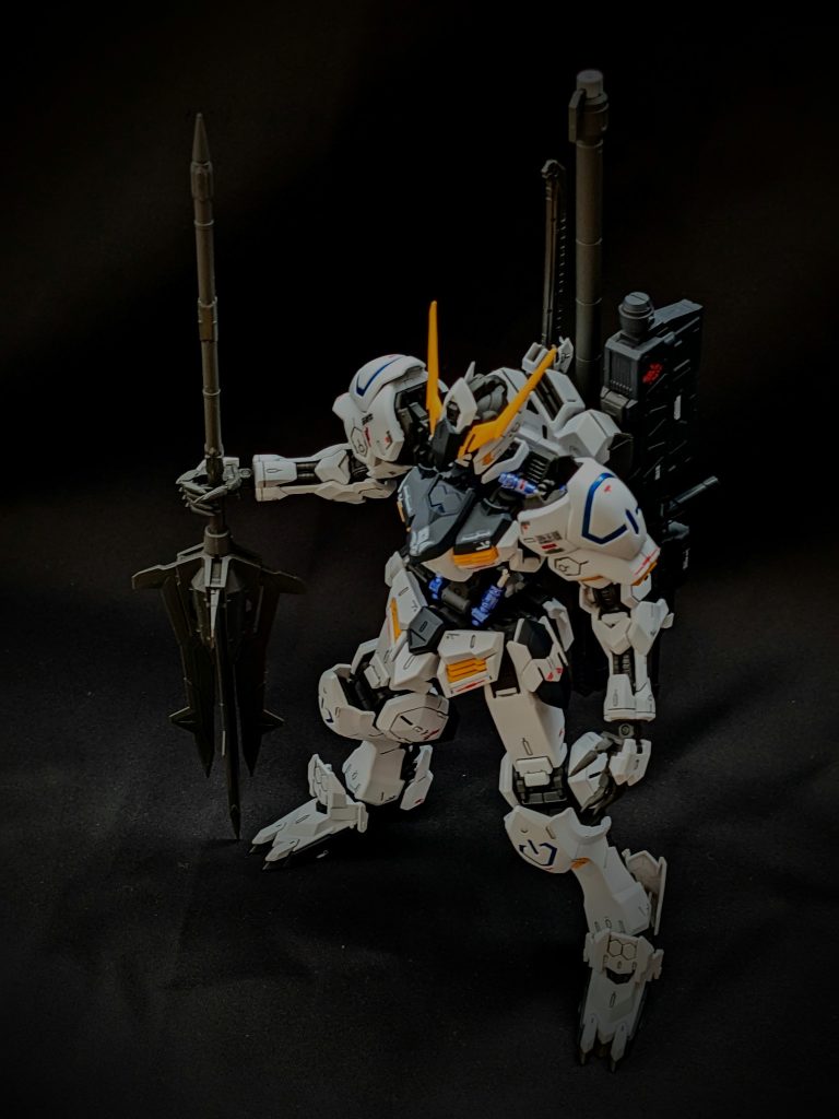 電源マーク(？)みたいなのはクリアブルーで。