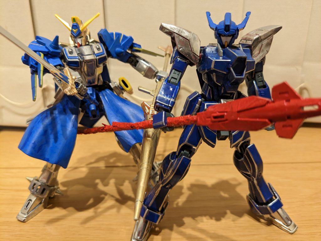 前回作成したジャスティスナイトと並べて。こうして見ていると、赤い弓兵さんも欲しくなってきますが、それはまた機会と良い機体があればやってみようかと思います（笑）以上、インパルスガンダムランシェでした。ご覧いただきありがとうございました！