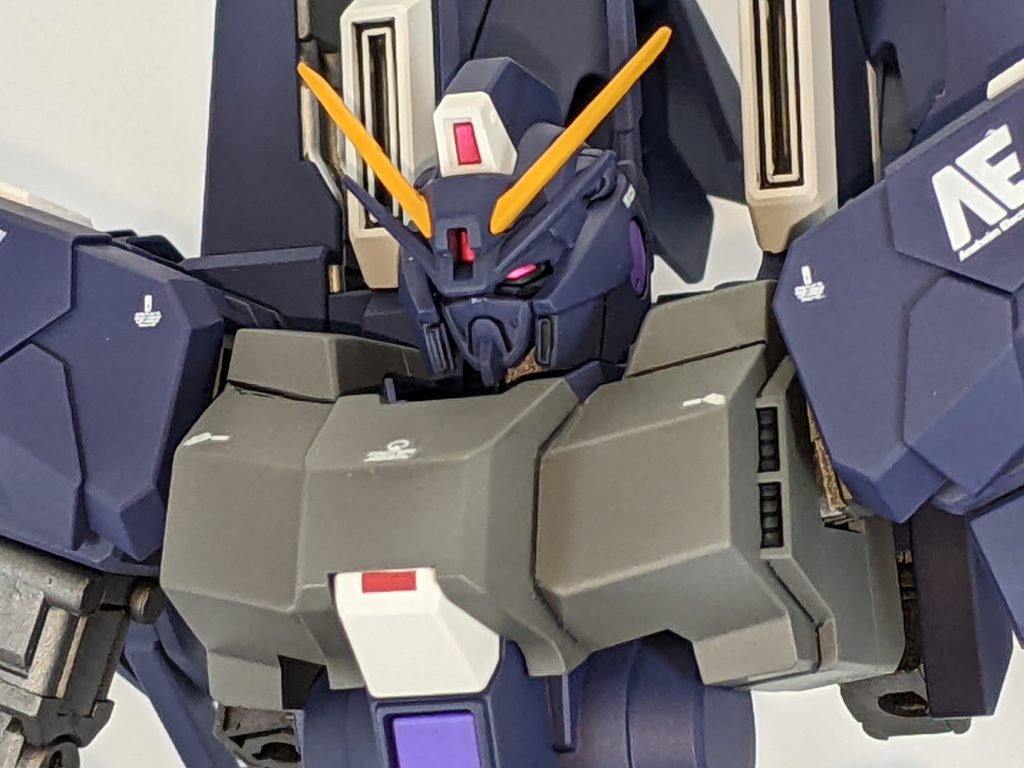 劇中では終盤近くで登場したチョイ出のくせに（言い方）主人公機を凌ぐ強烈な印象でした。当時は何のMSなのか不明でしたが、後日「シルヴァバレトサプレッサー」であることを知り、模型店を巡るもある筈もなく・・・