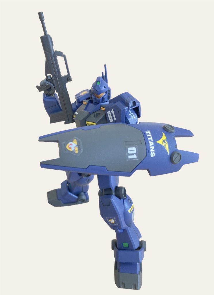 マーキングは付属のシールとZシリーズの水転写でテスト部隊風にしました