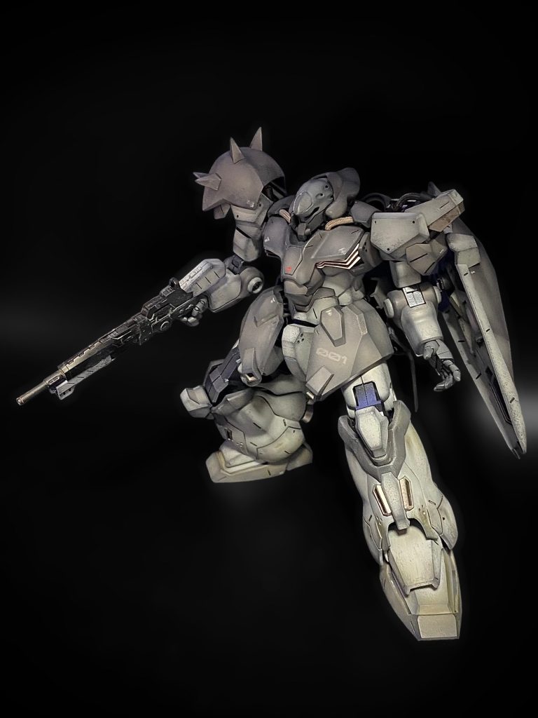 色は「またそれかよロービジ」ですスミマセン🙇🏻♂️。一色くらい差し色を入れないと、モノクロ写真のようになっちゃいますね、反省💦