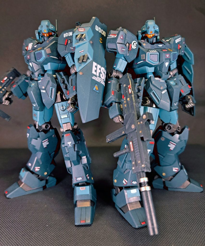 ジェスタはプラゾウさんがYouTubeで作成したいと思っていた機体です。動画内でレッドチップ加工をされていたのがとても印象的で、今回のジェスタの製作に合わせて初めて取り入れました。いいアクセントになっていて、やはり大変良い感じになったと思います。スジボリも各所に施しています。位置はプラゾウさんのジェスタを参考にしています。いつも本当にお世話になっております。