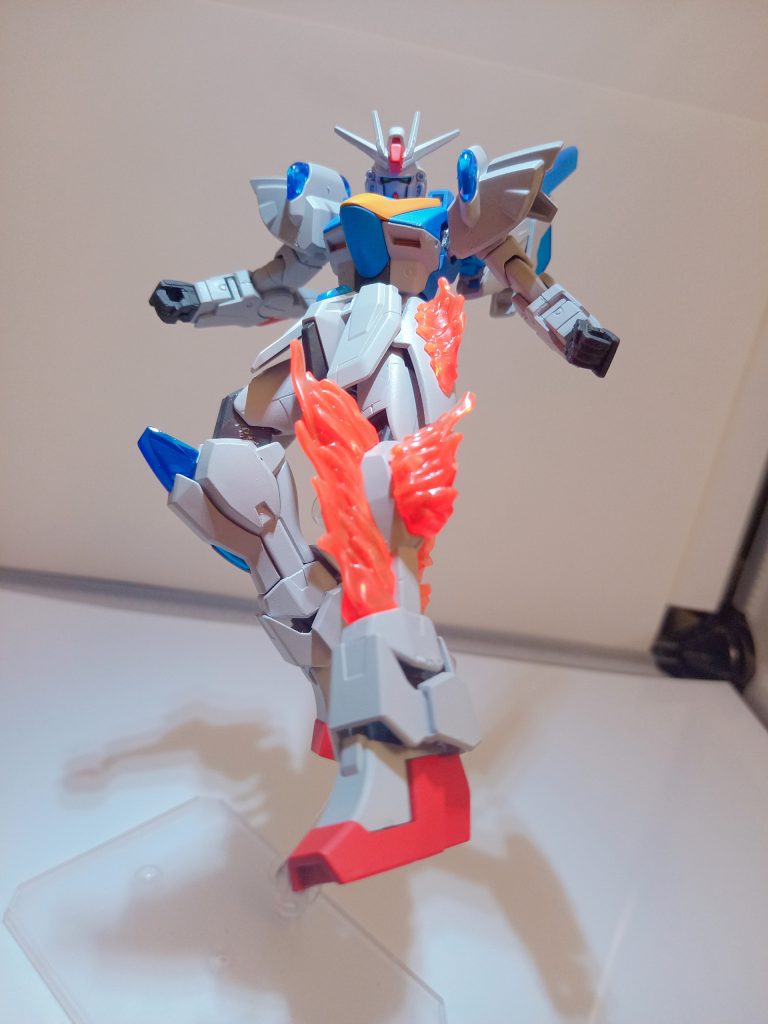 ビルドバーニングをそのまま流用したのでバーニングモードもいけますがそのままの方がすきです