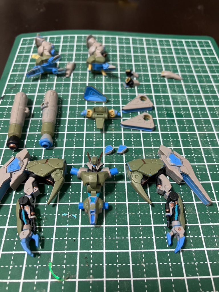 中途半端に塗った状態分解された状態ってかっこいいですよね。