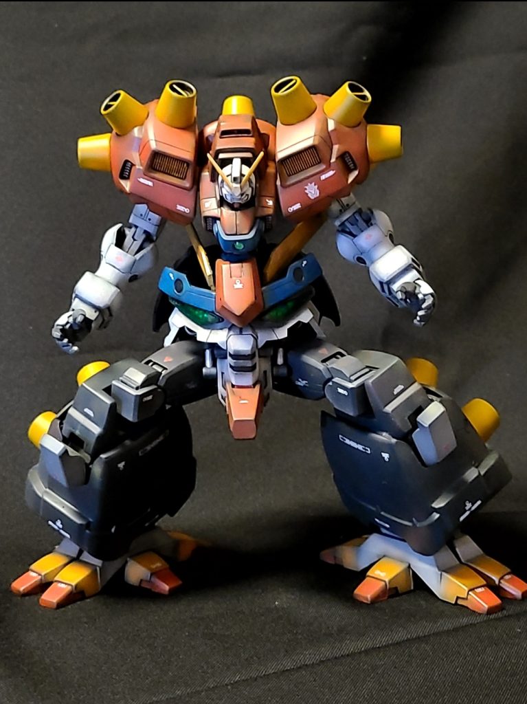 正面から。どうです?溢れ出るラスボス感!ほぼほぼMG並みの体格になりました😅