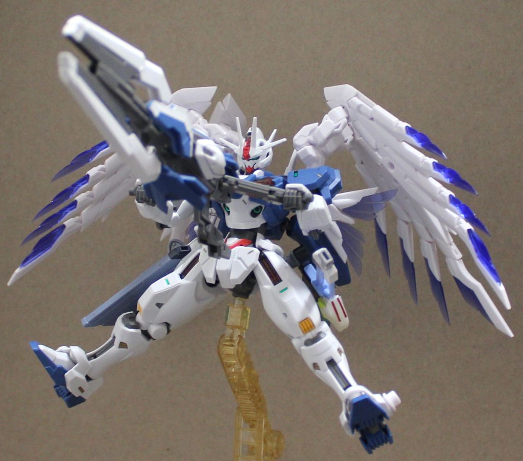 ・ハイパーガンビットライフル Wing Zero Custom ver.EW風構え翼持ちは翼持ちでも、ゼロカス風の翼を持ったらこのポージングをせざるを得ない。。。