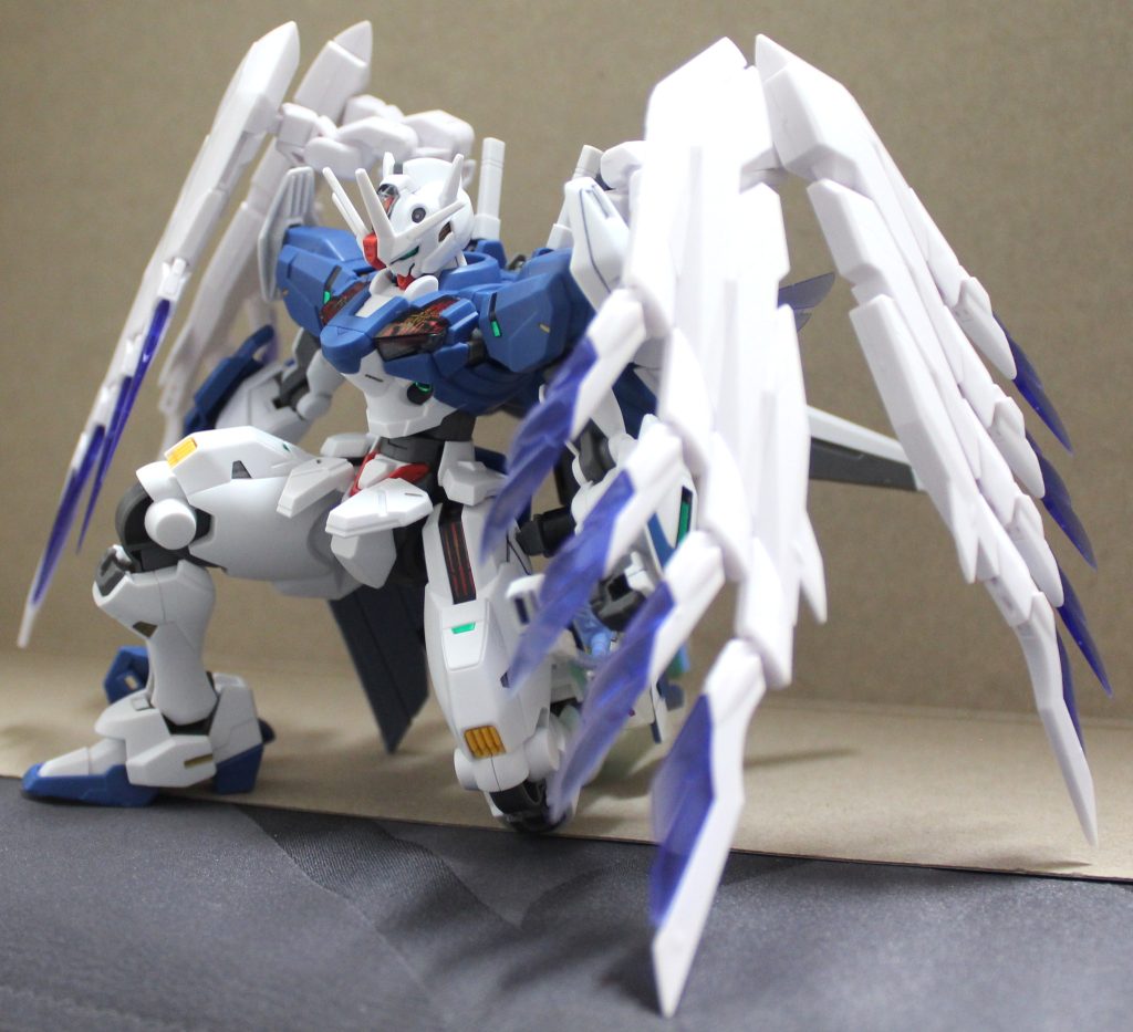 ・稼働終了、膝をつくレグノア「…っ…まだだ…まだ、いけるな…？…エアリアルっ…！」