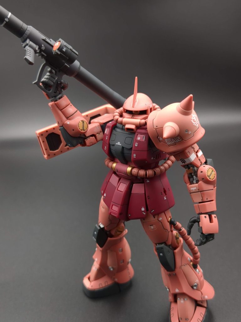 ”仕留めたか?!”のポーズ