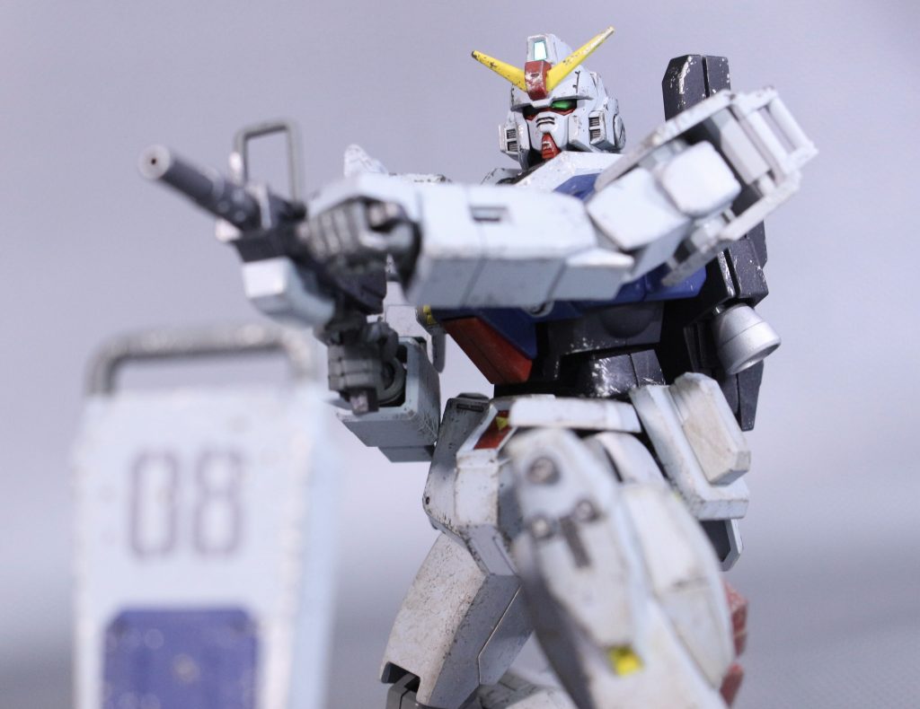 HGUC陸戦型ガンダム–2枚目/制作者：りゅう