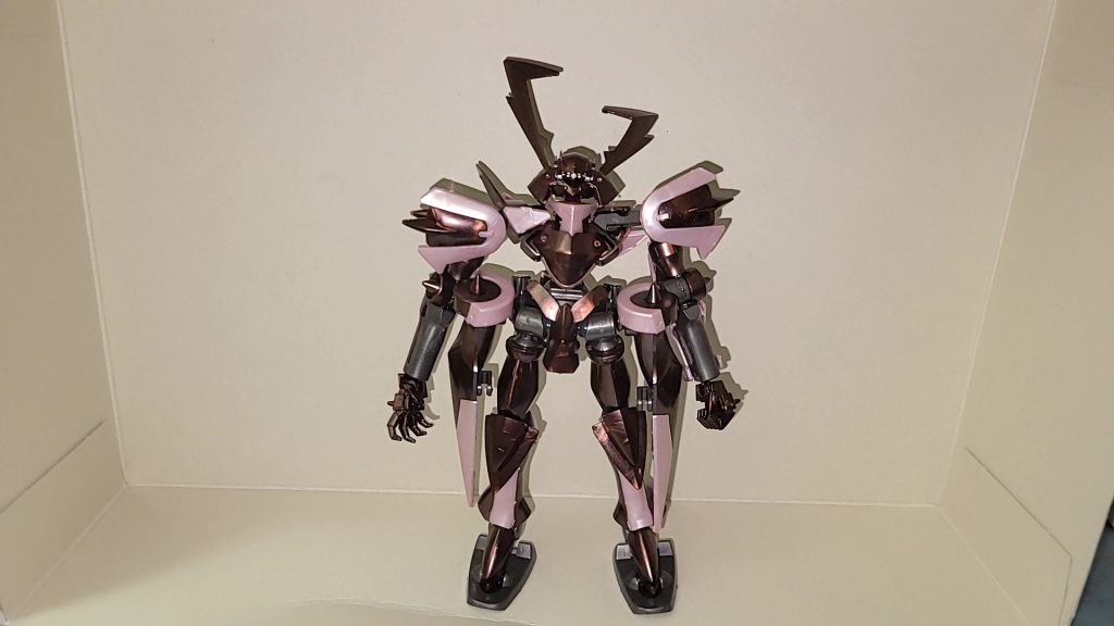 素体はHGスサノオのトランザムカラーです。