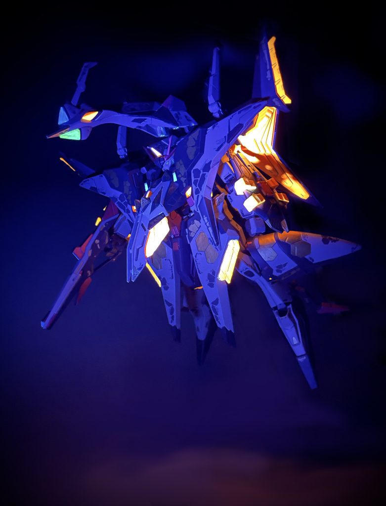 ちょっとした加工でアクションベースを消してます。空飛んでる感じ。こんなのが飛んでたら怖すぎて泣く。