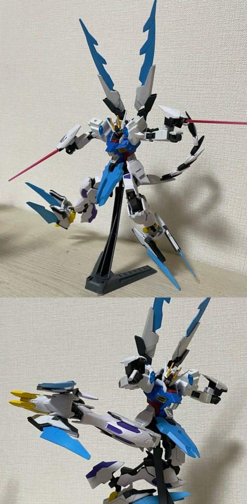 これが本形態の完全体であり最終形態。武装を全てパージした本来の姿!主に徒手格闘や腕部に隠されたビームダガーによる牽制で戦います。この形態はガンドをフル活用するため、データストームによる負荷を軽減するAIパイロットとパイロット本人にも多大な負荷をもたらし、最悪の場合パイロットの死亡や機体が自壊する恐れがあるためリミッターとしてカラーユニットなどの武装が設けられている。万が一この形態が使用された場合は稼働時間による制限をかけるリミッターが自動的に作動するようになっており、パイロットや機体の負荷をある程度抑えている。
