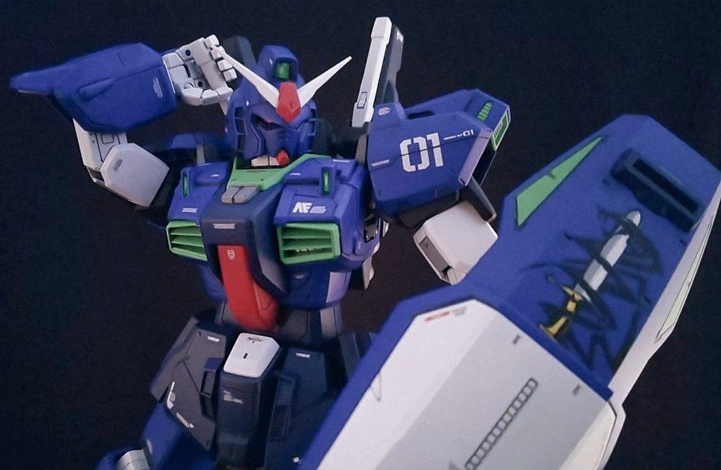 頭部も少々改造したら目付き悪くなりました。