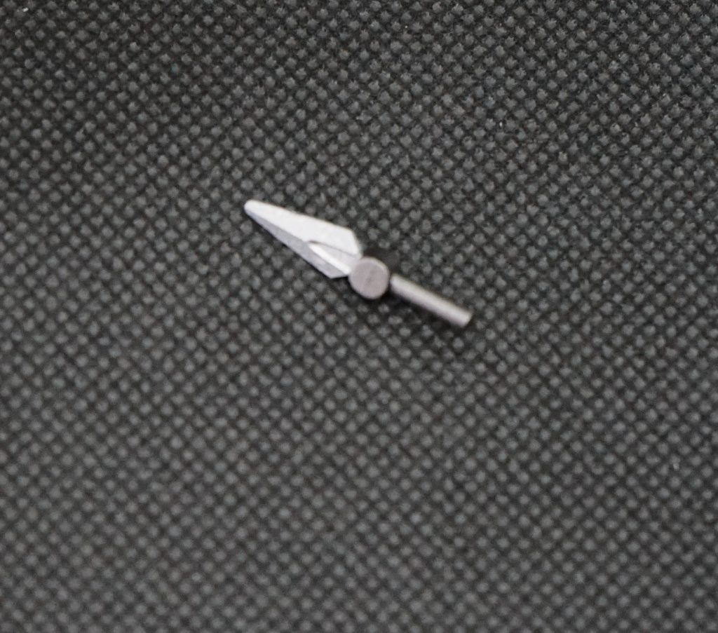 ヒート・ダート今回の苦労パーツ。何本あるの！！と思いながら全て塗装しました。