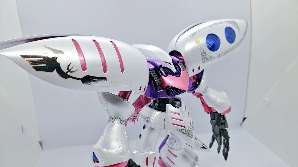 頭部はスッキリした方が好みだったのでこちらを使用。キャンディー塗装は久しぶりでしたがこちらは各色下地作ってからの塗装で発色も成功したと思います。