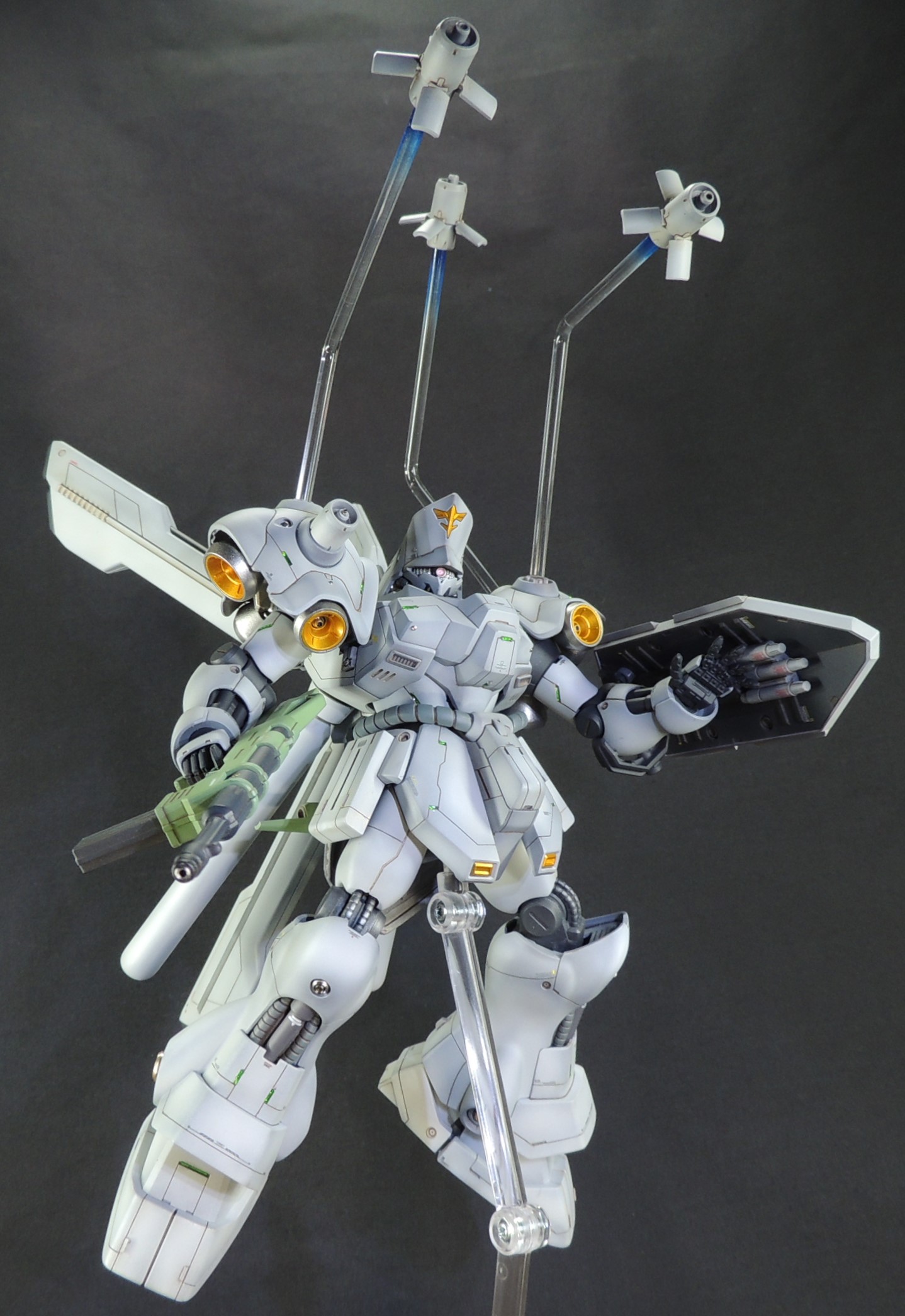 サイコ・ドーガ HG 1/144 グラデーション塗装-