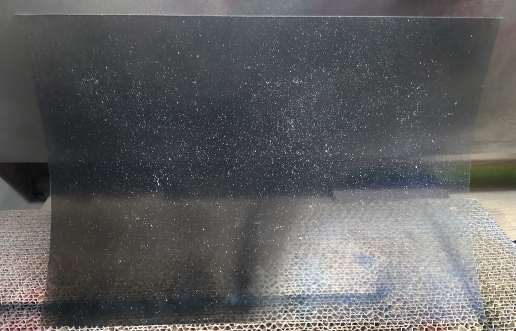 エナメル飛ばして、黒艶でやんわりと