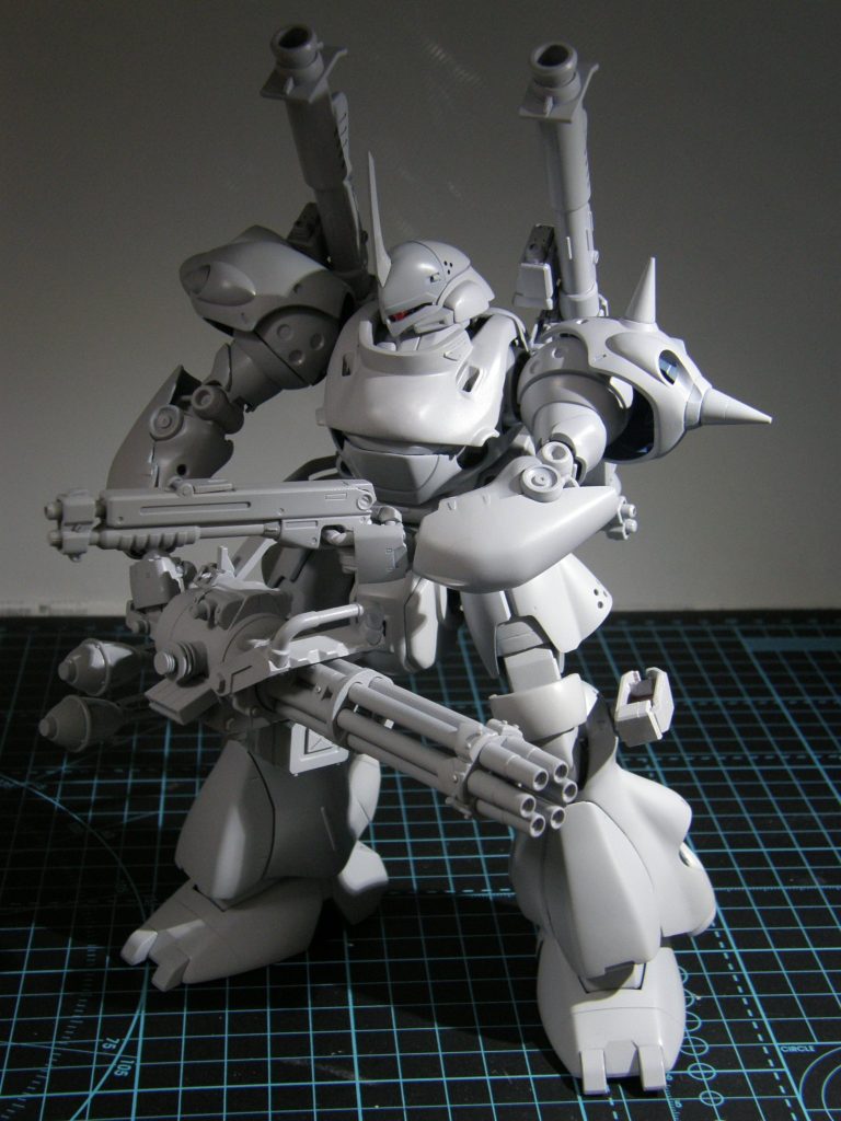 本当はガトリングの支持アーム付きでしたが塗装後に破損…