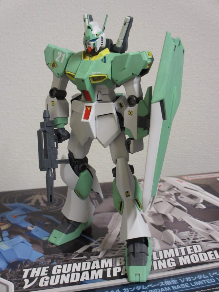 SIDE Fのコンペに出す予定です。