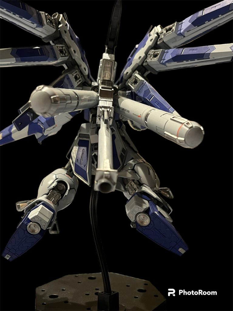 RG Hi-νガンダム–4枚目/制作者：takenocoon