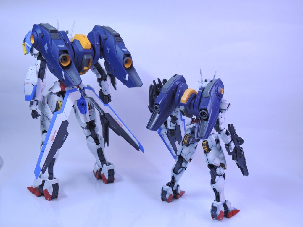 HGとの比較!若干アレンジしてますが、元のデザインを大きく崩さないように工夫しました!