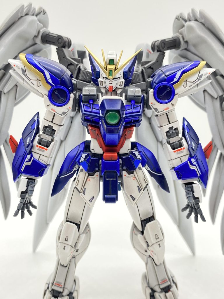 デカールは、社外のウイングEW用の水転写を使用しました。社外ですが、デザインはバンダイと同じで特に問題はないと。