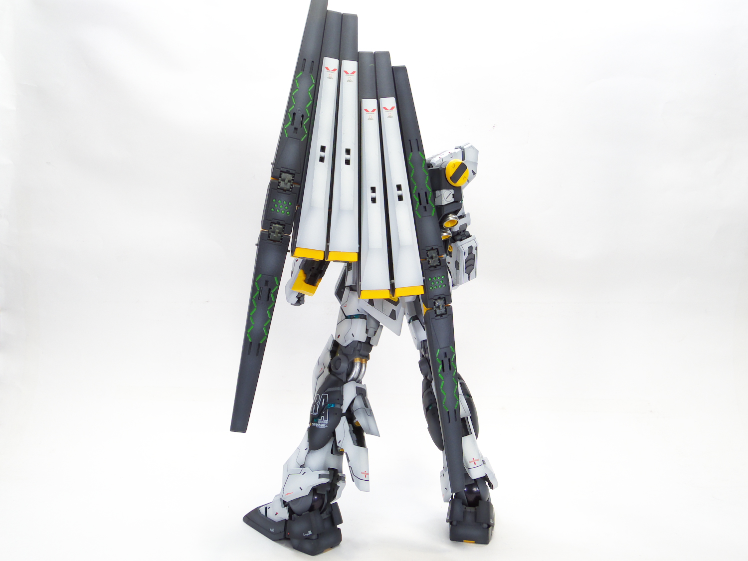 MG νガンダム ver.ka｜gunplacraftさんのガンプラ作品｜GUNSTA（ガンスタ）