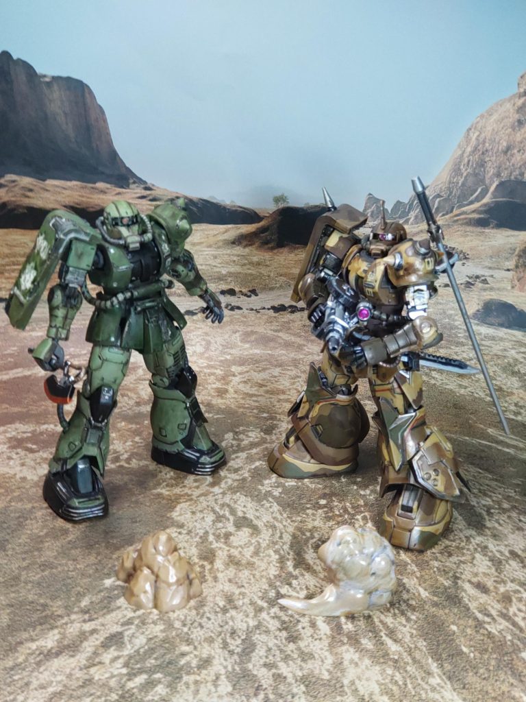 使ったキットHG高機動型ザク地上用(エグバ機)HGドアン専用ザク小道具に砂漠キット