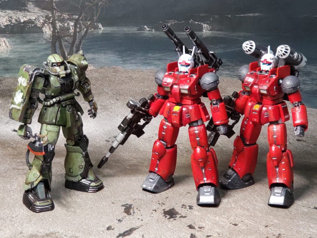 使ったキットHGガンキャノン(ククルス・ドアンの島版)✕２HGドアン専用ザク