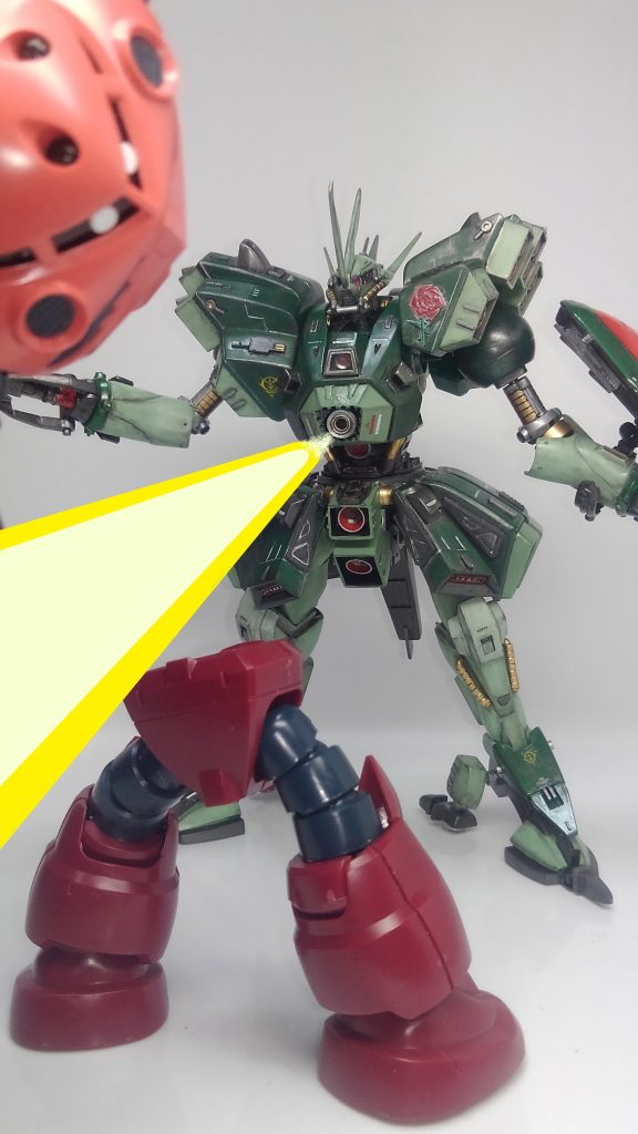 剣とおもわせてドーン! 薔薇メガ粒子砲が炸裂。