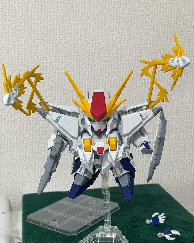 正面からだと劇中っぽい。