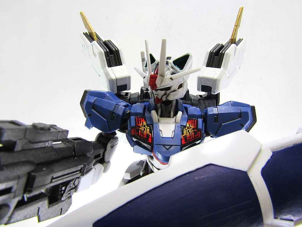 エアリアル・フルバーニャン–4枚目/制作者:Edmond.Tama